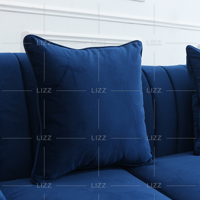 Modernes Sofa aus getuftetem Stoff mit Récamiere
