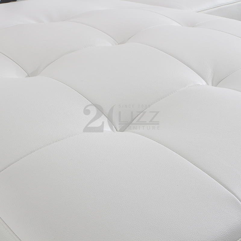 Freizeit Komfortables LED-Sofa mit Stauraum